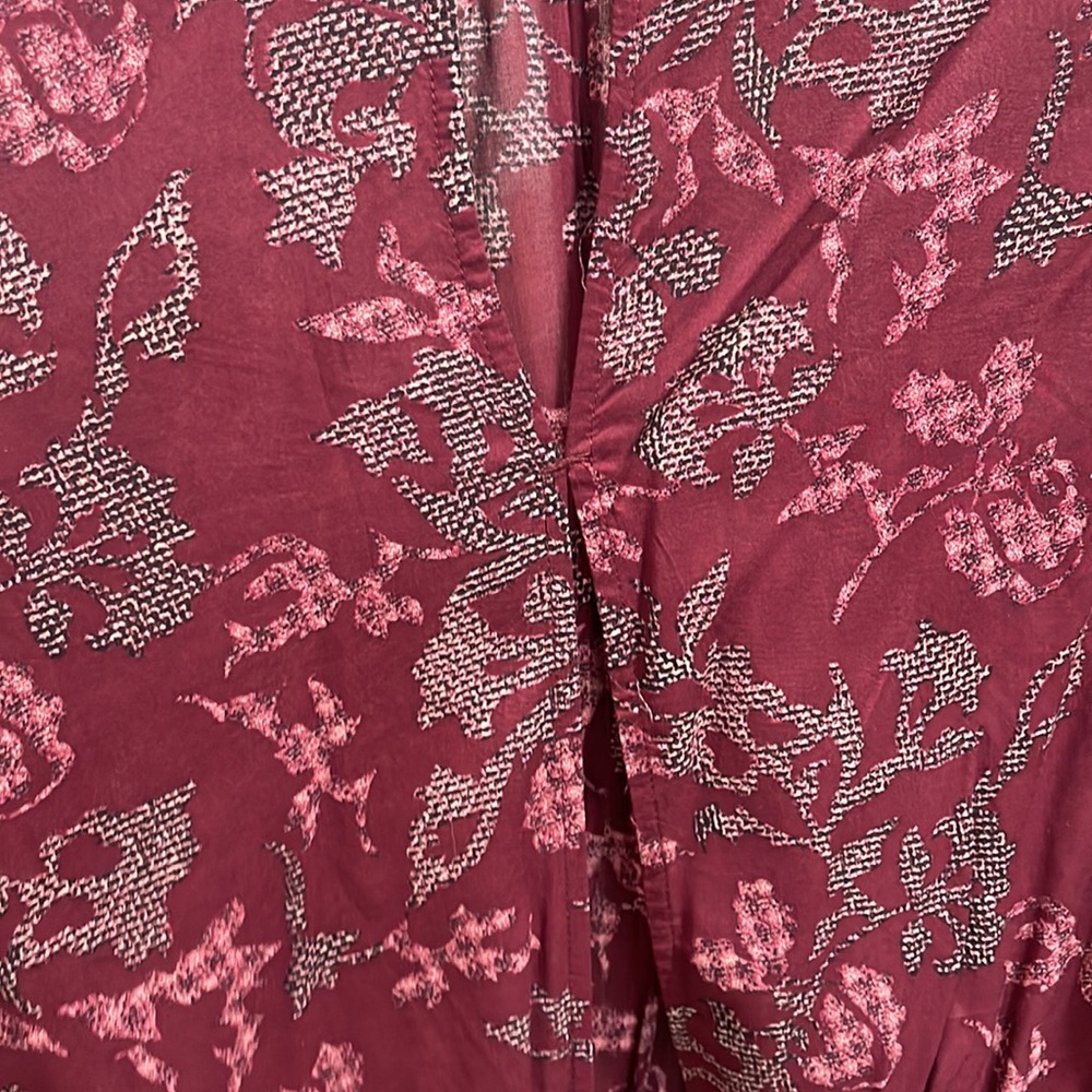 lBlouse - Picture 3 of 5